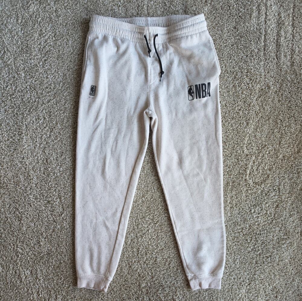 NBA Jogger Pants Mens SZ Large, White with Red Specks Athletic Sweatpants Logo
